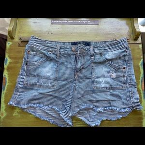 Jessica Simpson Blue Jean shorts size 30 small